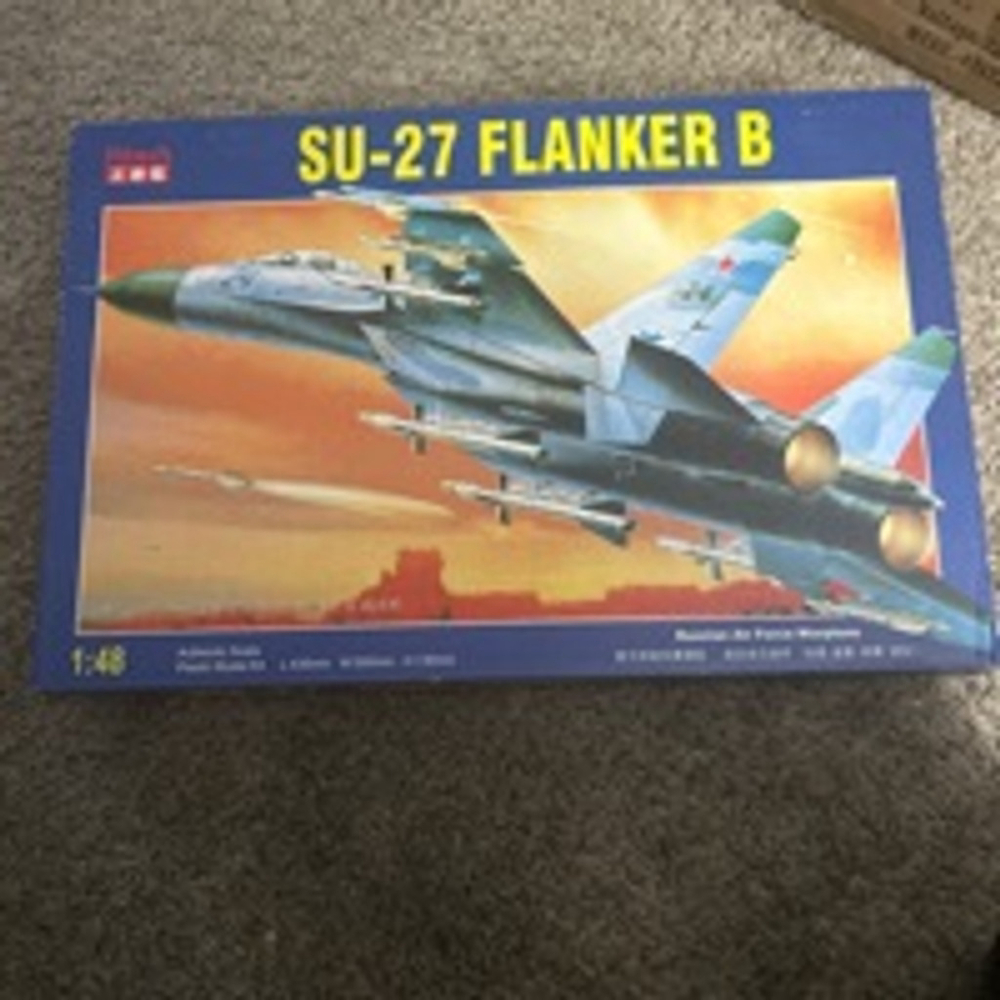 Unisex Kitech SU-27 Flanker B Model Kit 1:48 Scale - Blue/Gray